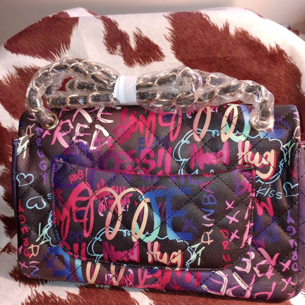 NWOT Vgan leather graffiti shoulder bag - Picture 2 of 4
